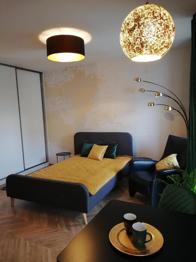 Gold Apartament Płock Esterno foto